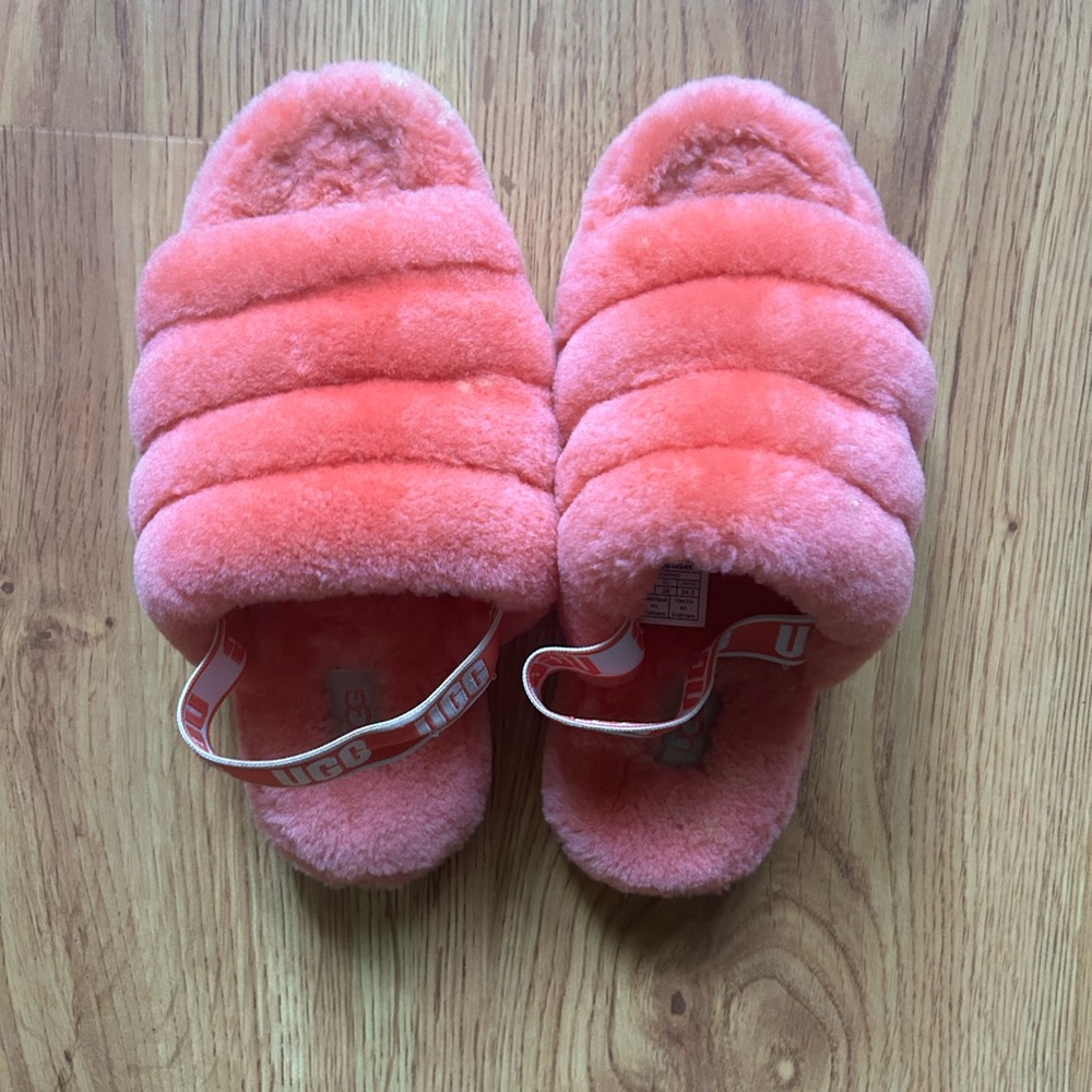 UGG Coral Fluffy Slippers